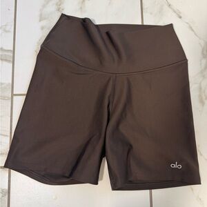 ALO Yoga Women's Dark Brown Bike Shorts